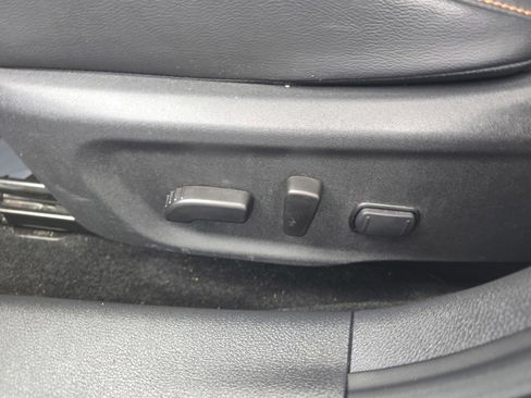 Used 2023 Nissan Sentra SR w/ SR Premium Package FWD image 19