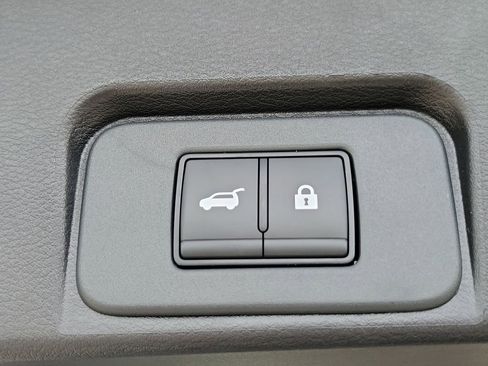 New 2026 Nissan Rogue SV AWD/4WD image 9