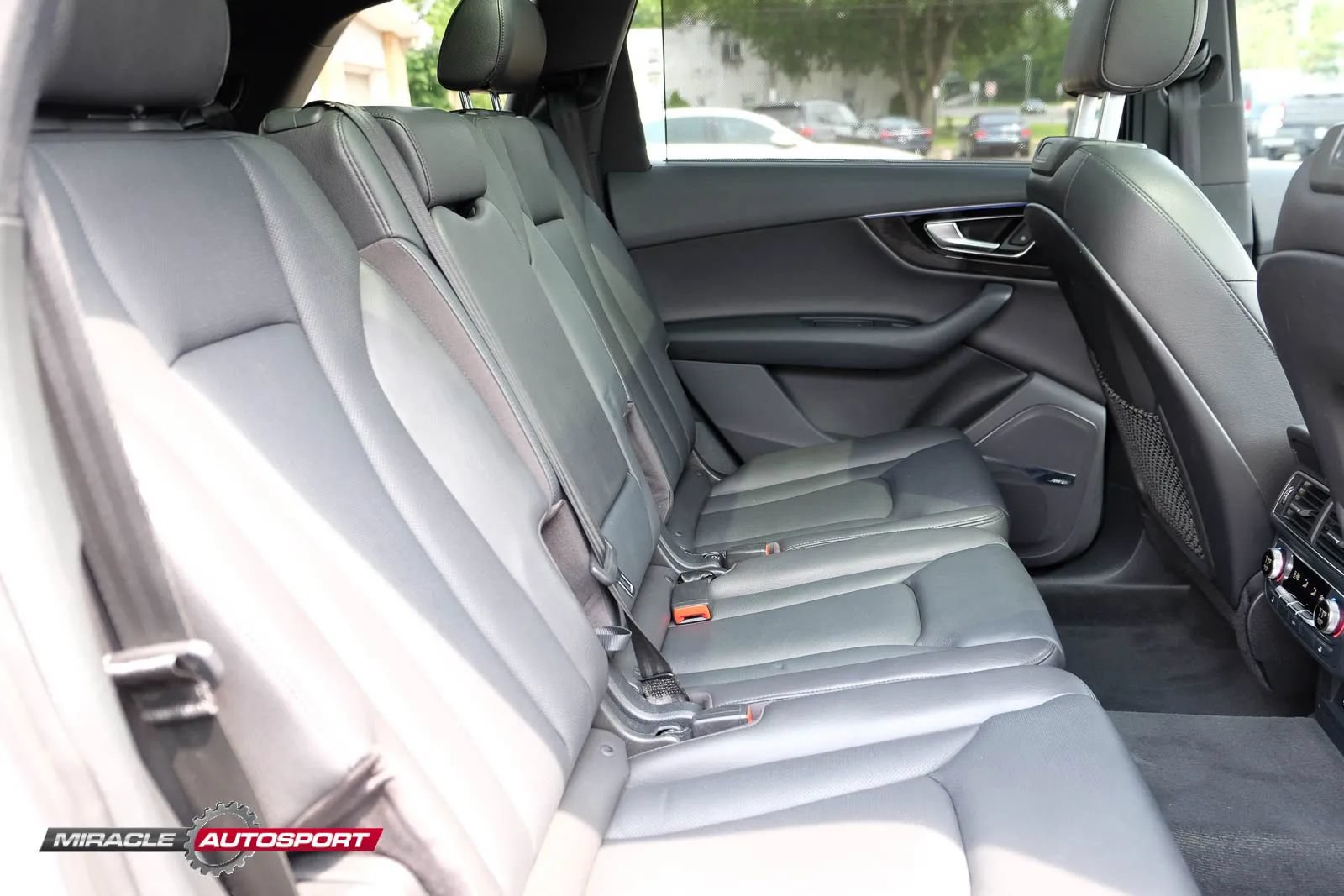 Used 2018 Audi Q7 3.0T Prestige AWD/4WD image 39