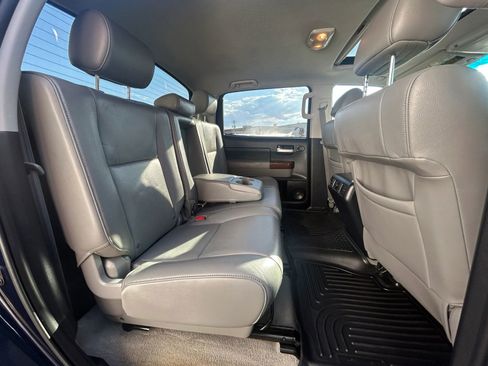 Used 2010 Toyota Tundra Limited image 40