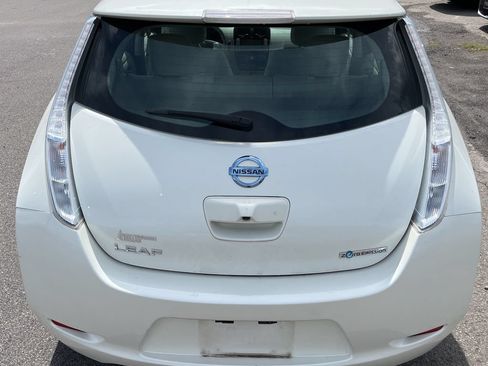 Used 2016 Nissan Leaf SV FWD image 10
