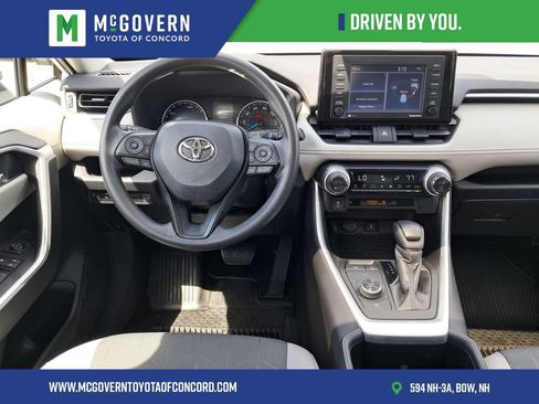 Used 2022 Toyota RAV4 XLE w/ Convenience Package AWD/4WD image 28