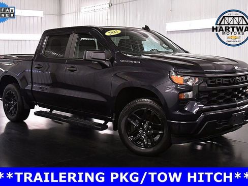 Used 2022 Chevrolet Silverado 1500 Custom image 1