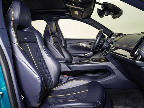 Used 2026 Aston Martin DBX 707 AWD/4WD image 18