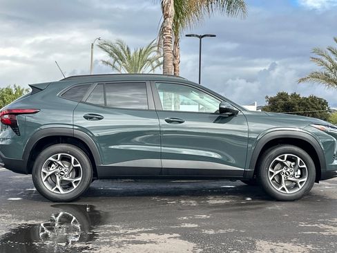 New 2026 Chevrolet Trax LT image 3