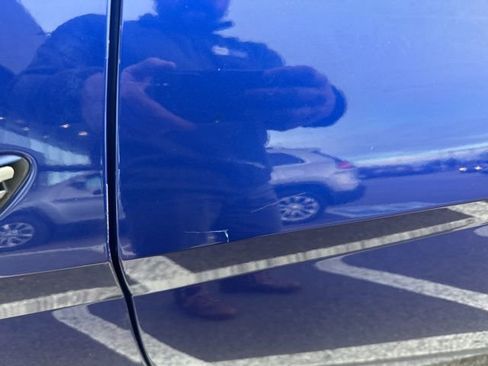 Used 2023 Hyundai Elantra Limited w/ Cargo Package image 4