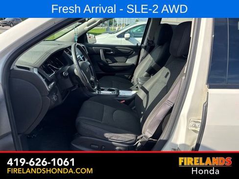 Used 2015 GMC Acadia SLE AWD/4WD image 17