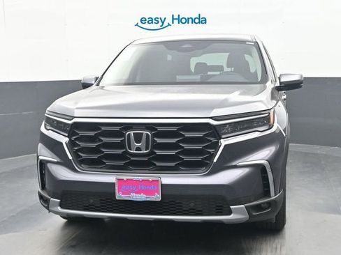 Used 2025 Honda Pilot EX-L image 3