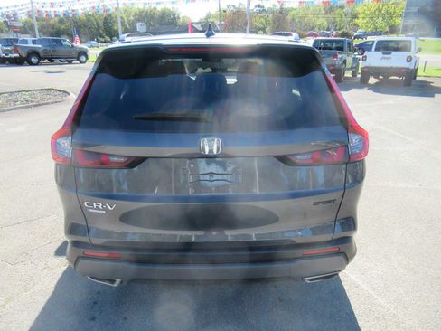 Used 2023 Honda CR-V Sport image 4