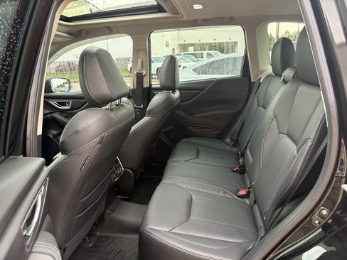 Used 2023 Subaru Forester Touring AWD/4WD image 28