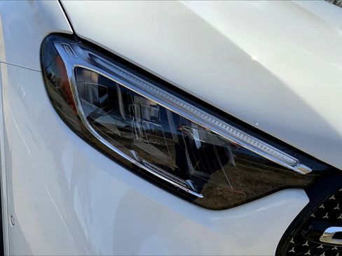 Certified 2025 Mercedes-Benz GLC 300 4MATIC image 17