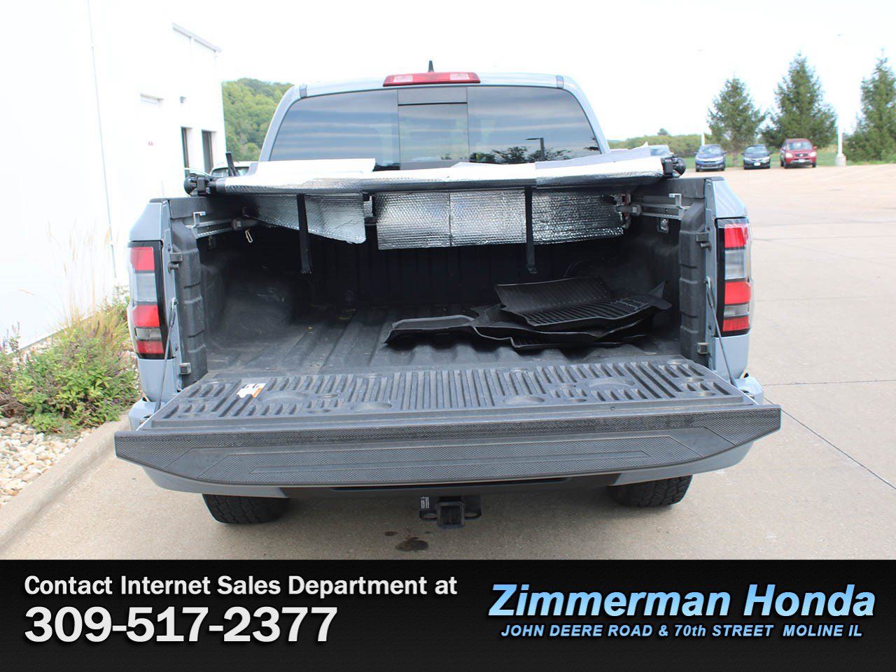 Used 2023 Nissan Frontier PRO-4X w/ Pro-4X Premium Package AWD/4WD image 6