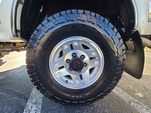 Used 1990 Toyota Pickup SR5 image 42