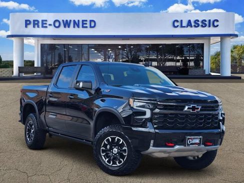 Used 2025 Chevrolet Silverado 1500 ZR2 AWD/4WD image 1