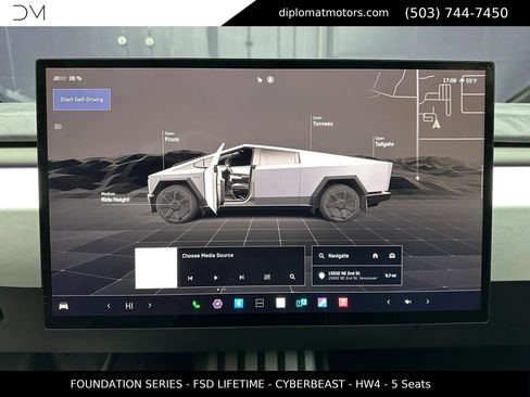 Used 2024 Tesla Cybertruck Cyberbeast AWD/4WD image 33