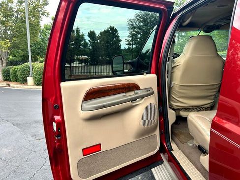 Used 2000 Ford Excursion Limited image 30