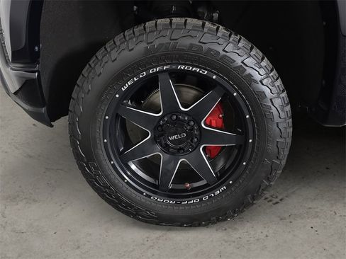 Used 2019 Chevrolet Silverado 1500 LT Trail Boss image 9