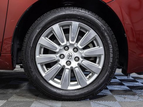 Used 2017 Toyota Sienna LE AWD/4WD image 41