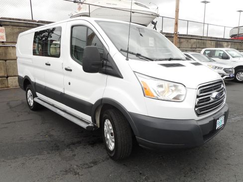Used 2016 Ford Transit 250 130 Low Roof w/ Exterior Upgrade Package RWD image 1