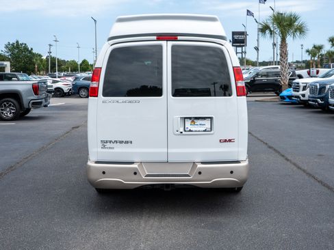 New 2026 GMC Savana 2500 w/ Driver Convenience Package RWD image 4