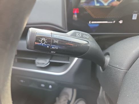 Used 2025 Kia K4 FWD image 24