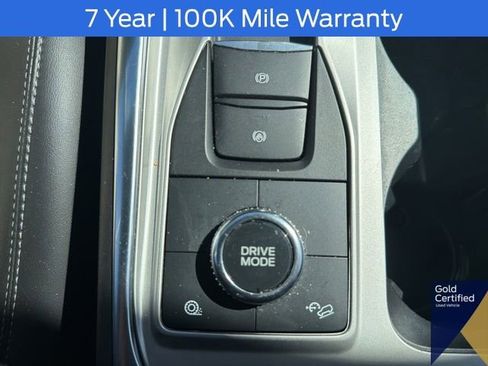 Used 2023 Ford Explorer XLT w/ Equipment Group 202A AWD/4WD image 42