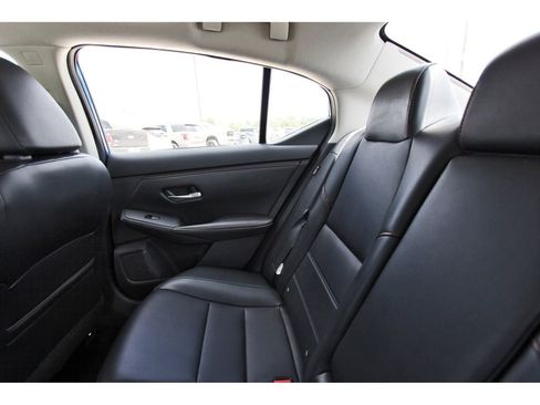 Used 2024 Nissan Sentra SR w/ SR Premium Package image 14