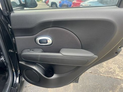 Used 2019 Kia Soul w/ Convenience Package FWD image 12