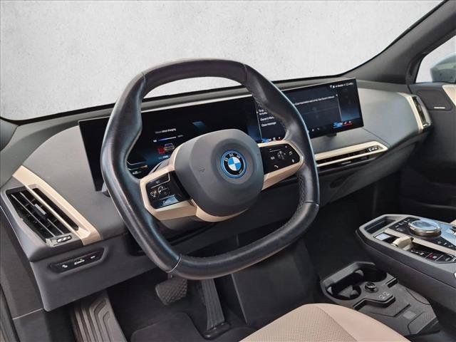 Certified 2024 BMW iX xDrive50 w/ Premium Package AWD/4WD image 10