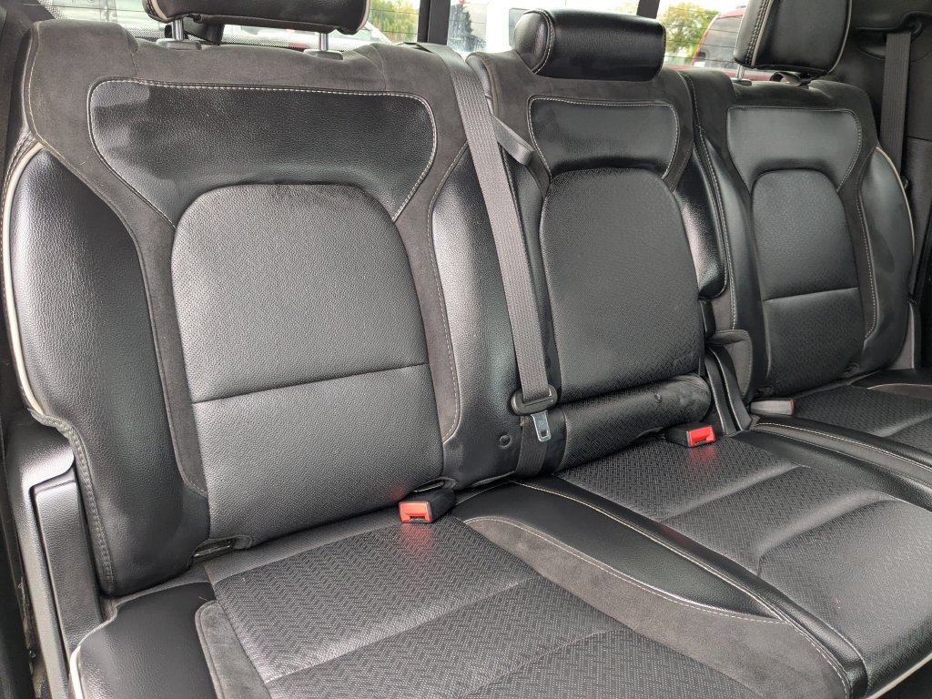 Used 2020 RAM 1500 Laramie w/ Sport Appearance Package AWD/4WD image 15