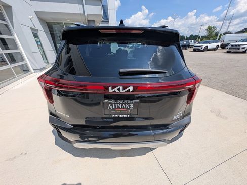 Used 2024 Kia Seltos EX image 10