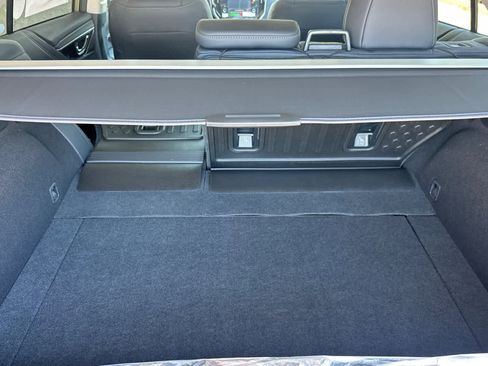 New 2025 Subaru Outback Limited image 14