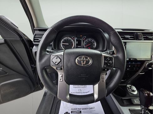 Used 2021 Toyota 4Runner Limited image 16