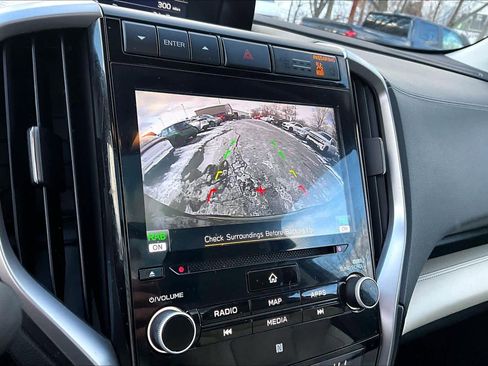 Used 2022 Subaru Ascent Limited w/ Technology Package image 27