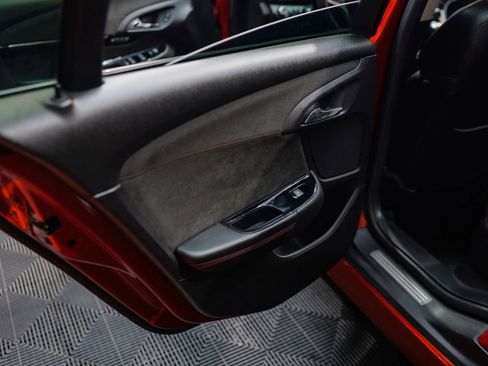 Used 2016 Chevrolet SS image 28