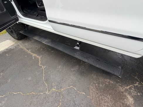 Used 2015 GMC Sierra 2500 Denali w/ Duramax Plus Package image 15