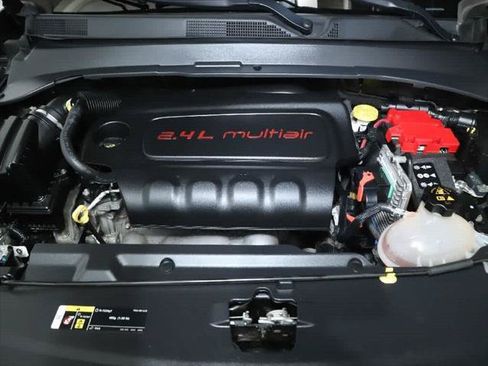 Certified 2021 Jeep Compass Latitude AWD/4WD image 34