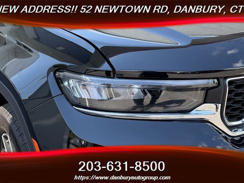 Used 2025 Jeep Grand Cherokee Limited AWD/4WD image 9
