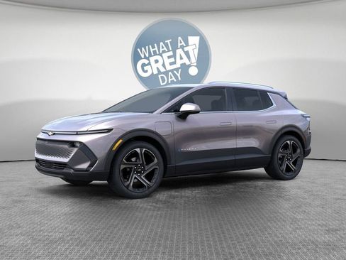 New 2026 Chevrolet Equinox EV LT w/ Convenience Package II image 2