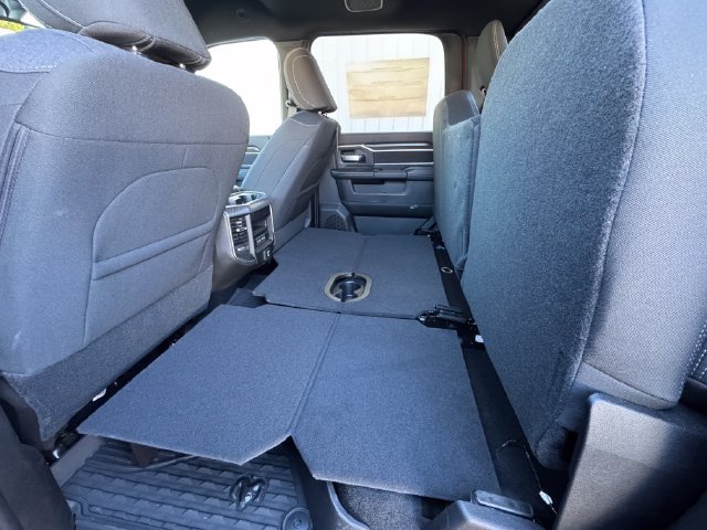 New 2027 RAM 3500 Big Horn AWD/4WD image 35