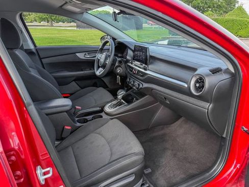 Used 2022 Kia Forte LXS FWD image 20