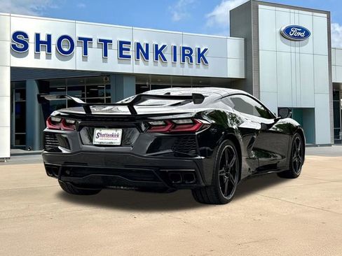Used 2024 Chevrolet Corvette Stingray Coupe w/ 1LT RWD image 8