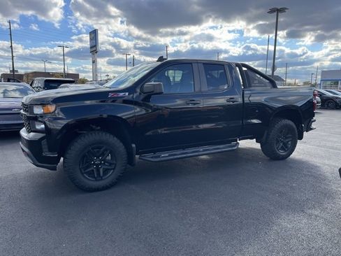 Used 2019 Chevrolet Silverado 1500 Custom Trail Boss image 4