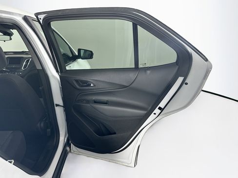 Used 2022 Chevrolet Equinox LT FWD image 27