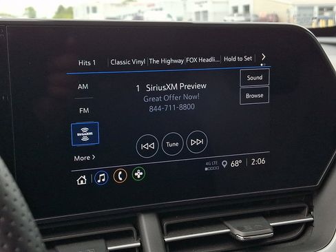 Certified 2024 Chevrolet Trax RS FWD image 16