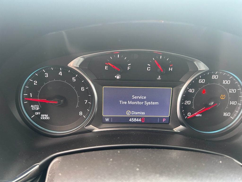 Used 2024 Chevrolet Equinox RS AWD/4WD image 10