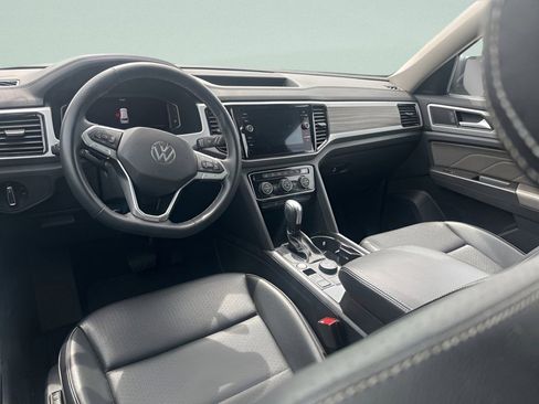 Used 2022 Volkswagen Atlas SEL AWD/4WD image 18