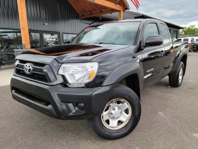 Used 2013 Toyota Tacoma 4x4 Access Cab w/ Convenience Pkg