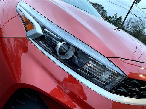 Used 2024 Kia Forte LXS image 25