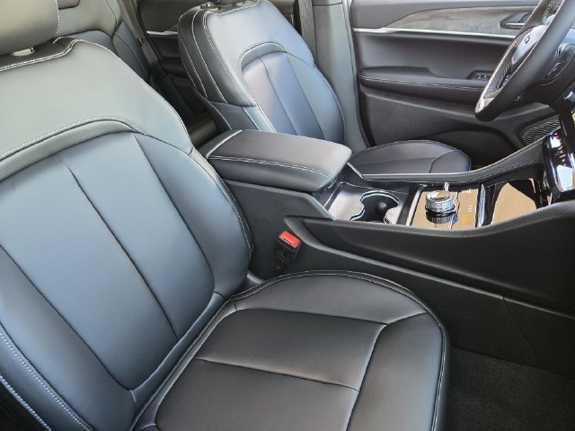 New 2027 Jeep Grand Cherokee Limited AWD/4WD image 9